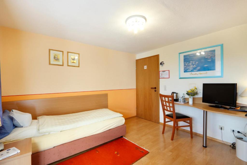 Hotel Pension Stern Bad Buchau Phòng bức ảnh