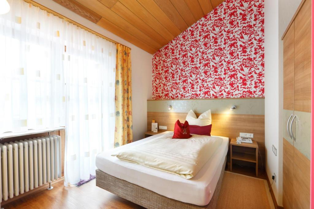 Hotel Pension Stern Bad Buchau Phòng bức ảnh