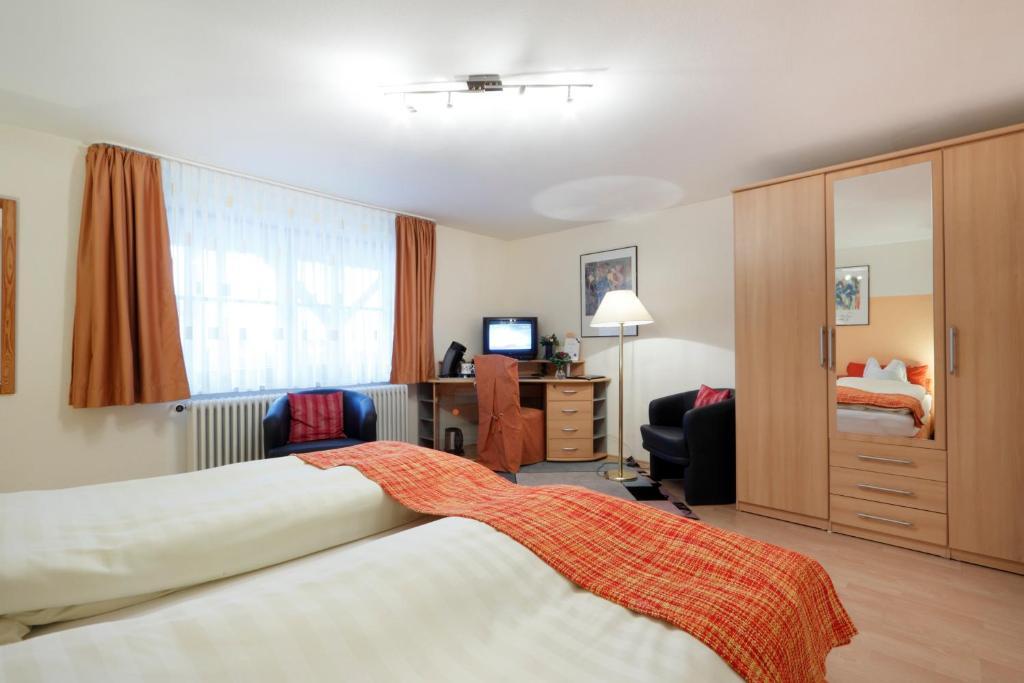 Hotel Pension Stern Bad Buchau Phòng bức ảnh
