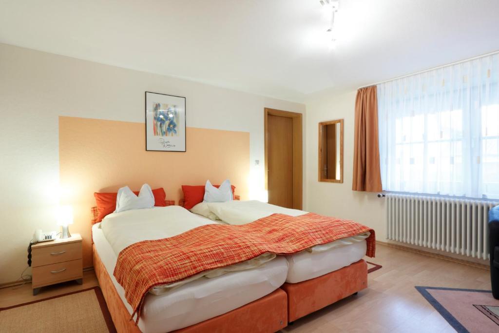 Hotel Pension Stern Bad Buchau Phòng bức ảnh