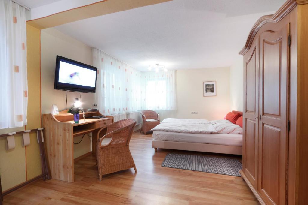 Hotel Pension Stern Bad Buchau Phòng bức ảnh